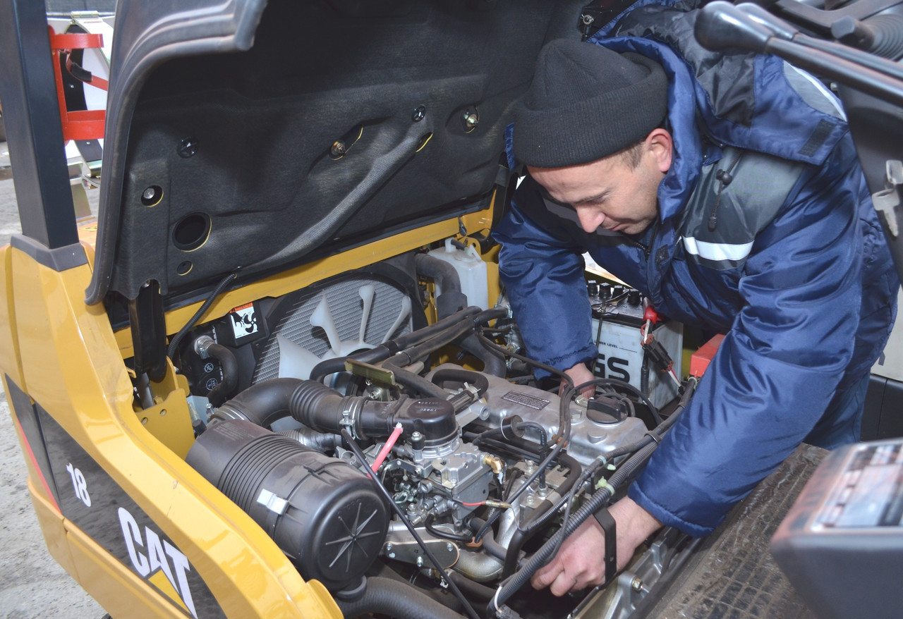 Ремонт електричного навантажувача Balkancar EV687, EV717, EV735 (Балканкар ЕВ687, ЕВ717, ЕВ735)