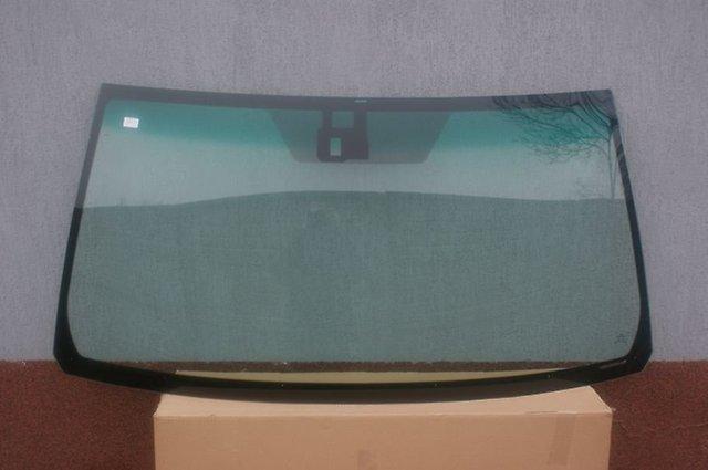 Лобове скло Land Cruiser J200 2008-2013