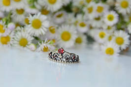 Кільце жіноче з камінням Принцеса