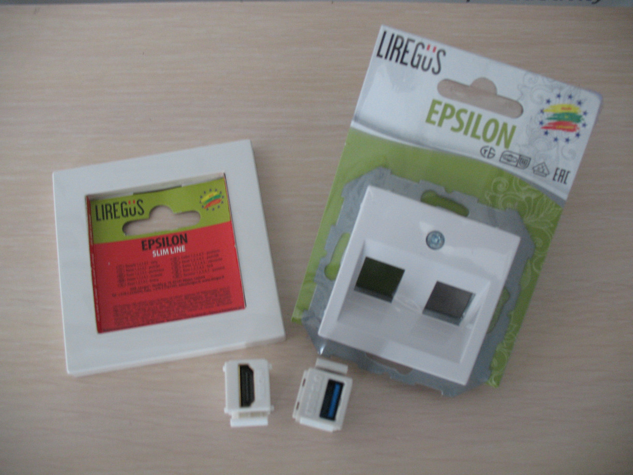 Розетка HDMI+USB, білий колір, Epsilon