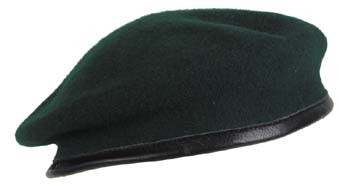 Бере Commando, green