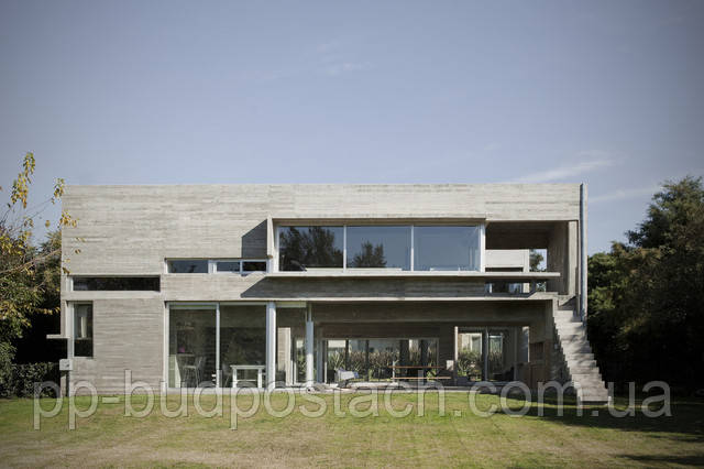 Відливаємо моноліт