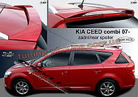 Спойлер зі склопластику на Kia Ceed 1 2007-2009 wagon