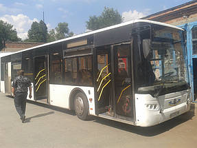 Замена лобового стекла на автобус  ЛАЗ А 183, (Сити ЛАЗ) 
