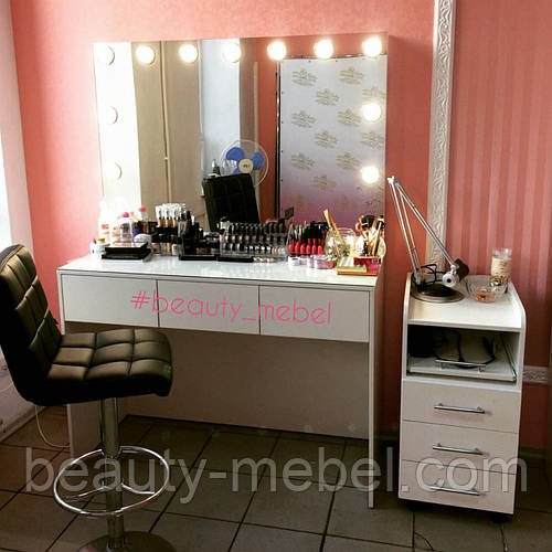 Стол для визажиста, зеркало с подсветкой. (ID#582780363), цена: 8500 ...