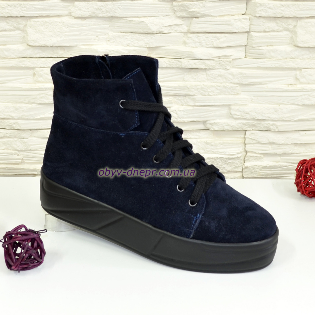 Черевики жіночі сині замшеві на товстій підошві, фото 1