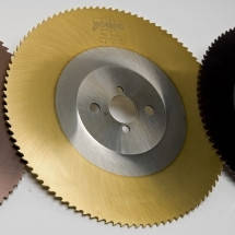 Пили дискові відрізні для різання сталі з охолодженням низькообертові HSS GSP (Чехія)