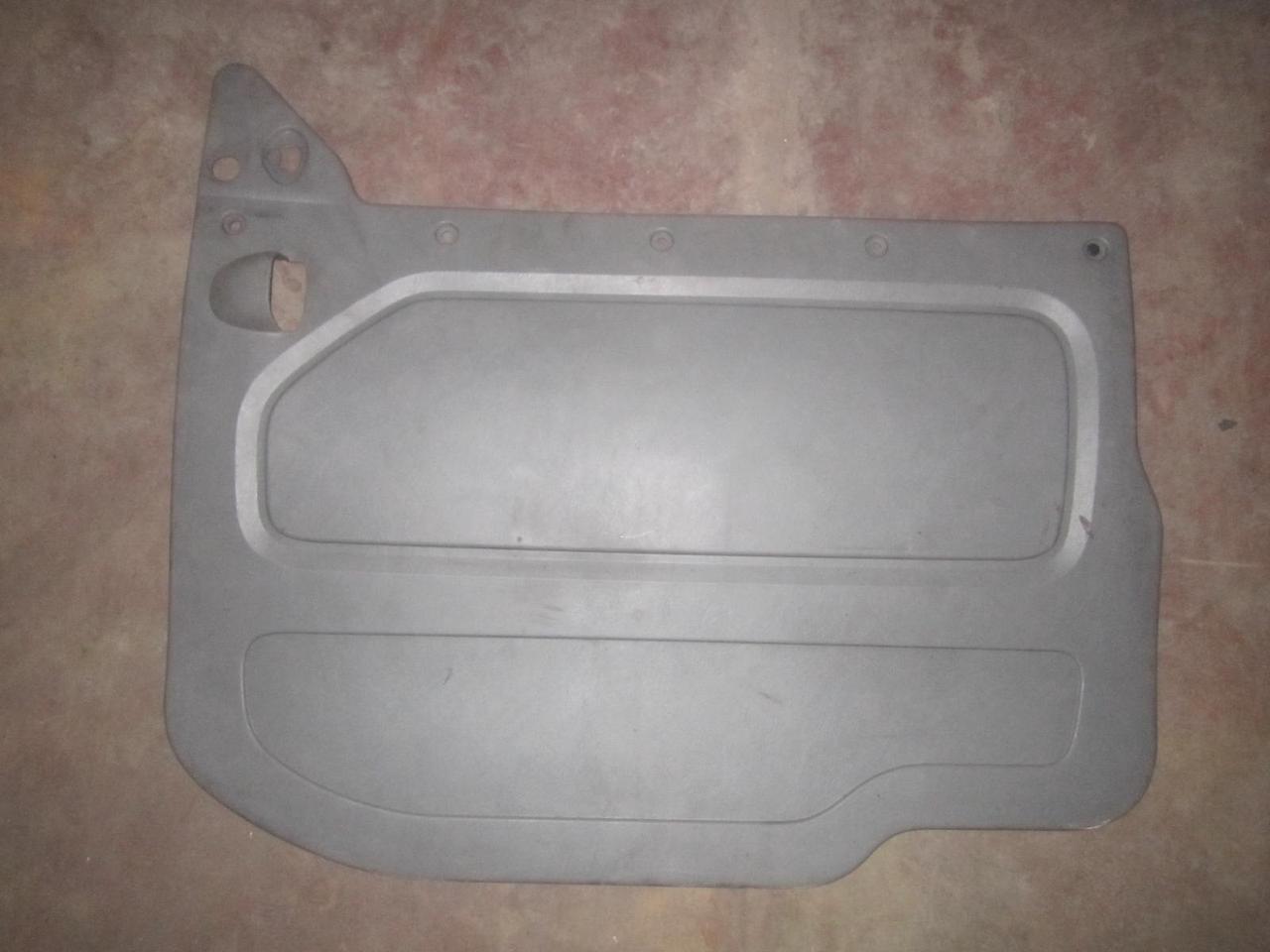 Карта розсувної дверки лівої Renault Trafic, Opel Vivaro 2001-2014 (Б/У)