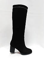 Чорні замкові чоботи. Розміри 40.