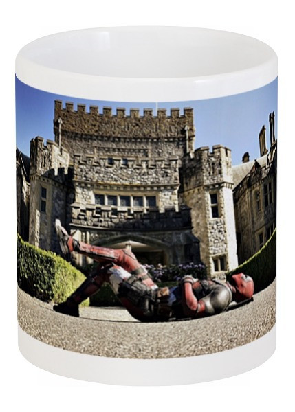 Кухоль Дедпул 2 на тлі школи мутантів Deadpool 02.59, фото 1