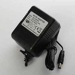 Зарядний пристрій M 3576-CHARGER для електромобіля M 3576 / M 3577 / M 3582, 6V, 500mA