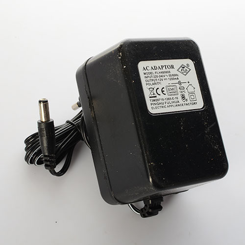 Зарядний пристрій M 3564-12V-CHARGER для джипа M 3564, 12V, 1200mA