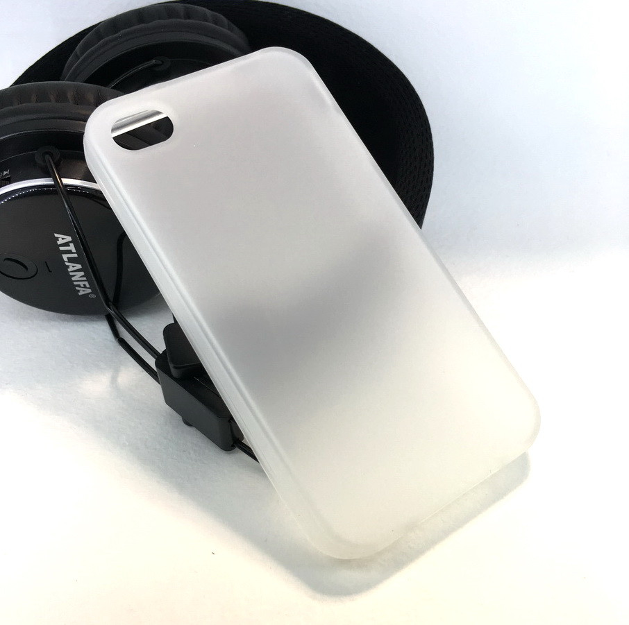 Чохол накладка на задню панель iPhone 4, 4s