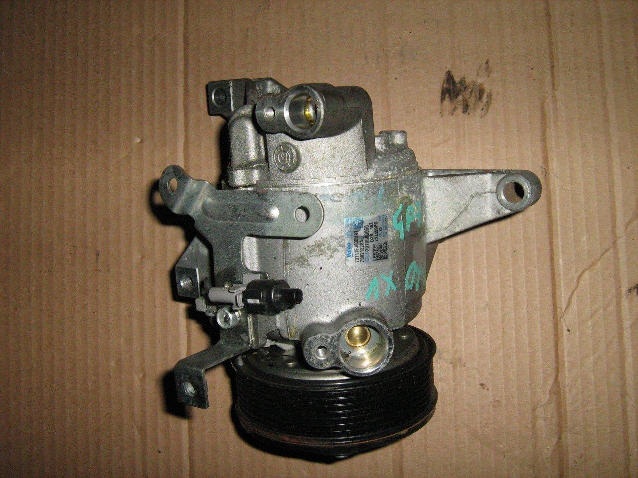 Компресор кондиціонера Subaru Forester S11 2006, 731111SA001