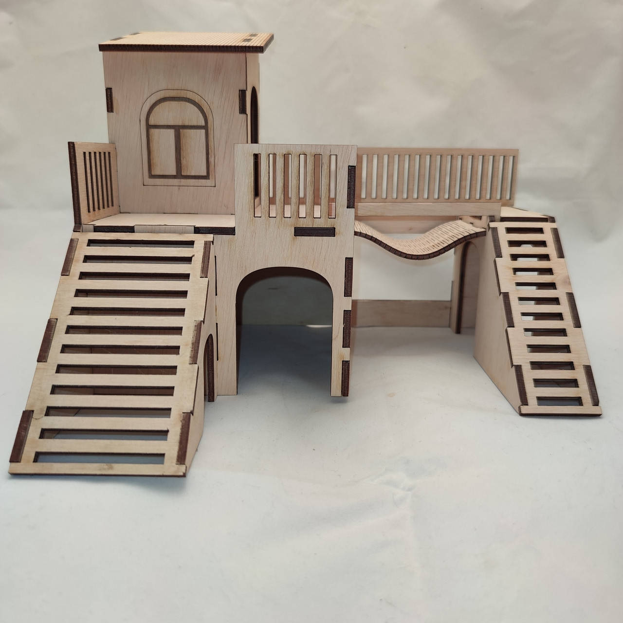 

Домик с мостиком 260х230х200 tty-fz00001