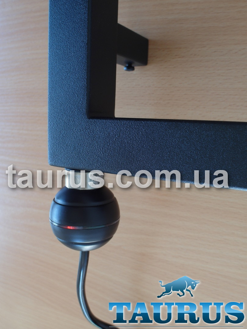 Чёрный мини электроТЭН для полотенцесушителя TERMА REG2 black: подсветка + кнопка питания. Поддержка 65C; 1/2"