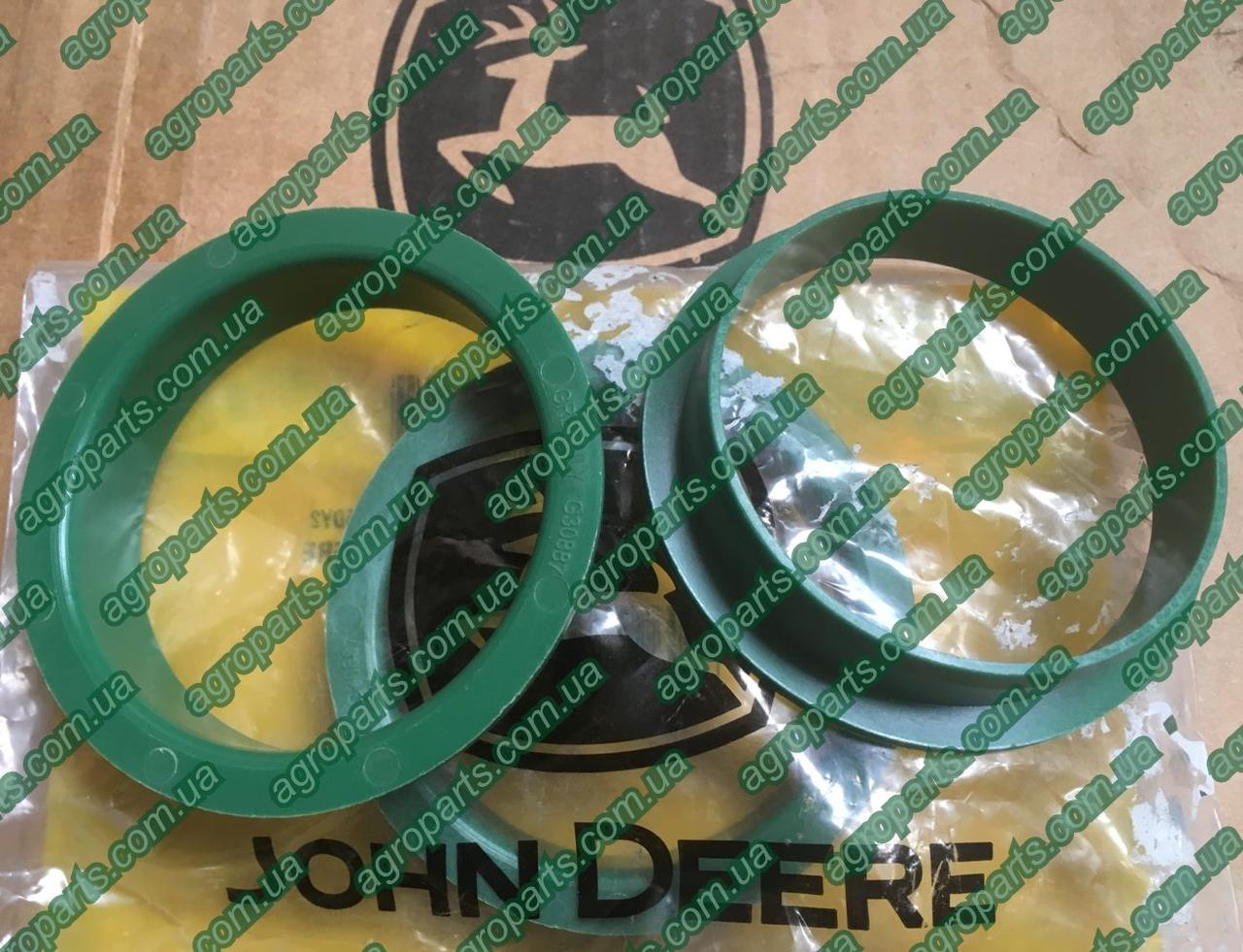 Втулка B30887 пласт. John Deere Spacer кільце В30887