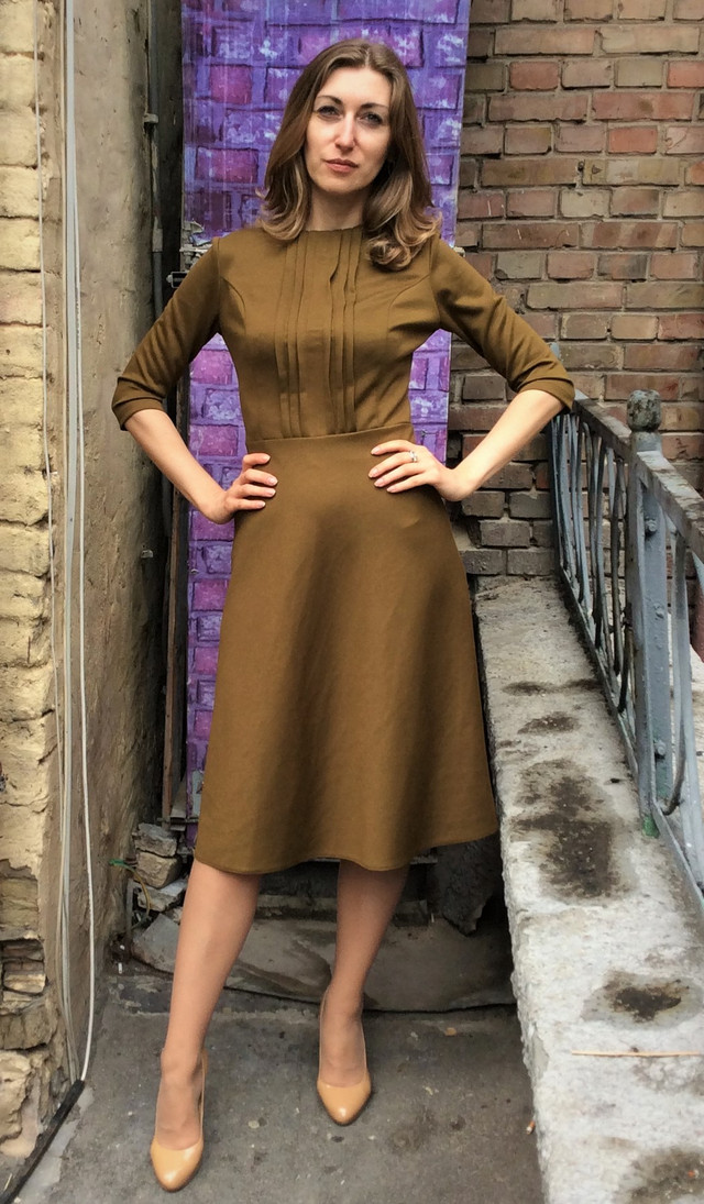 Платье миди оливковое П203