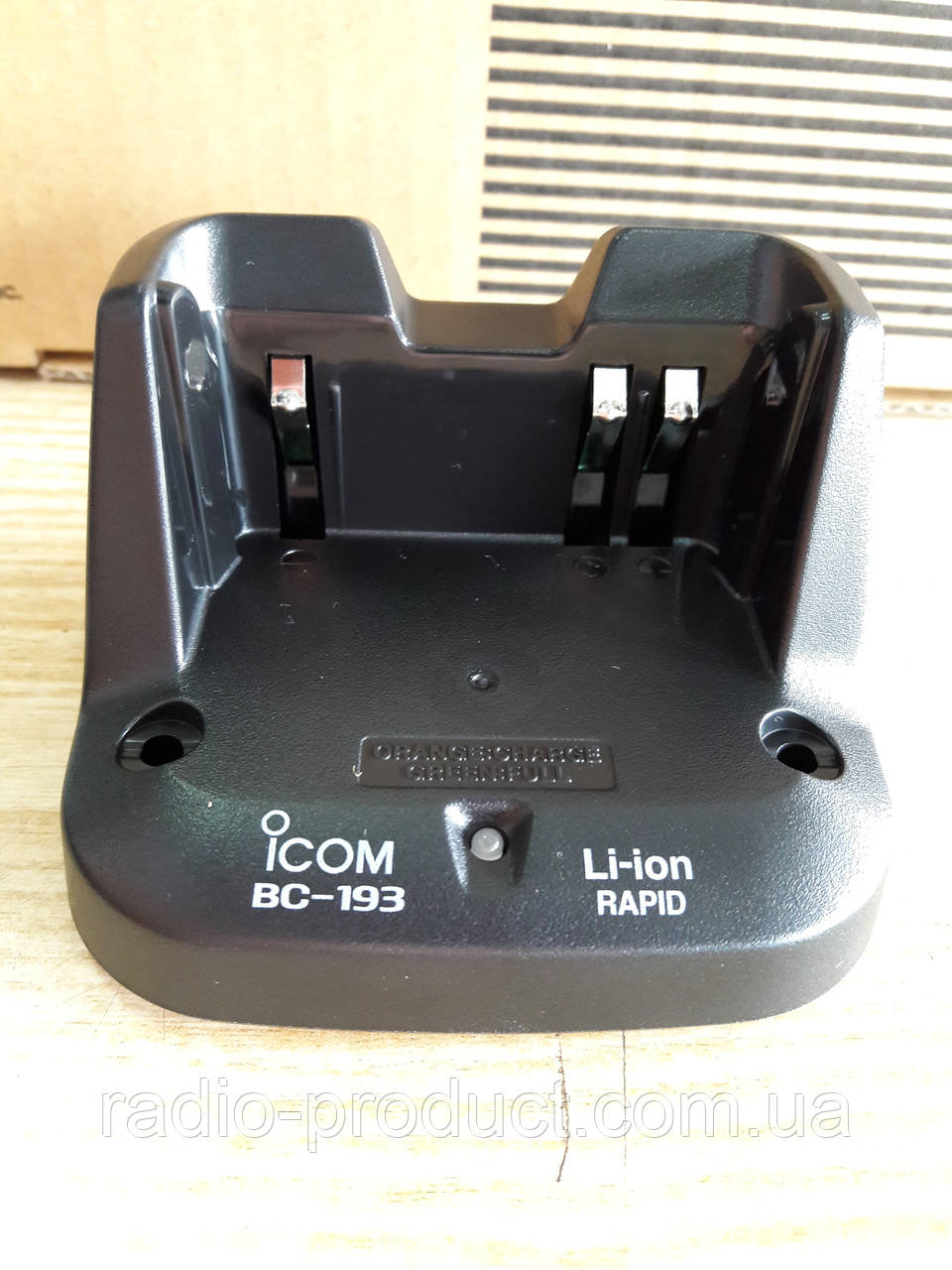 Icom BC-193, зарядне вус-во-для радіостанцій Icom IC-F3003, AnT