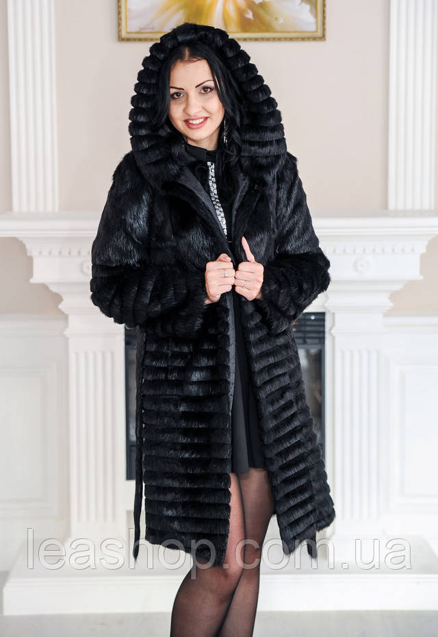 Длинная шуба из стриженной нутрии с поперечной стрижкой Шуба из гофрированной нутрии фото