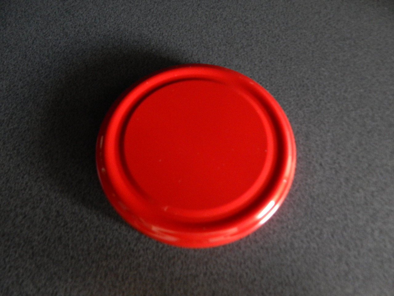 Крышка закаточная твист-офф размер 100 мм красная (на банки с широкой горловиной) - фото 1 - id-p564069751