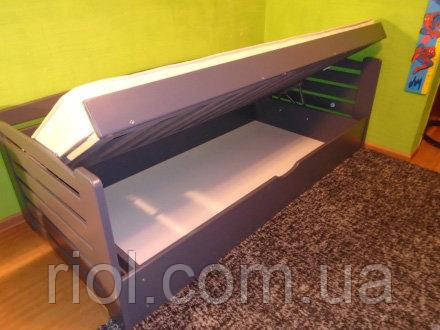 дитяче ліжко з бука