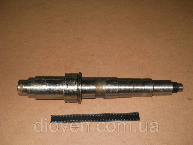 Вал коробки розд. КРАЗ провідний (L-575 mm, центральний) (Арт. 65053-2220025)
