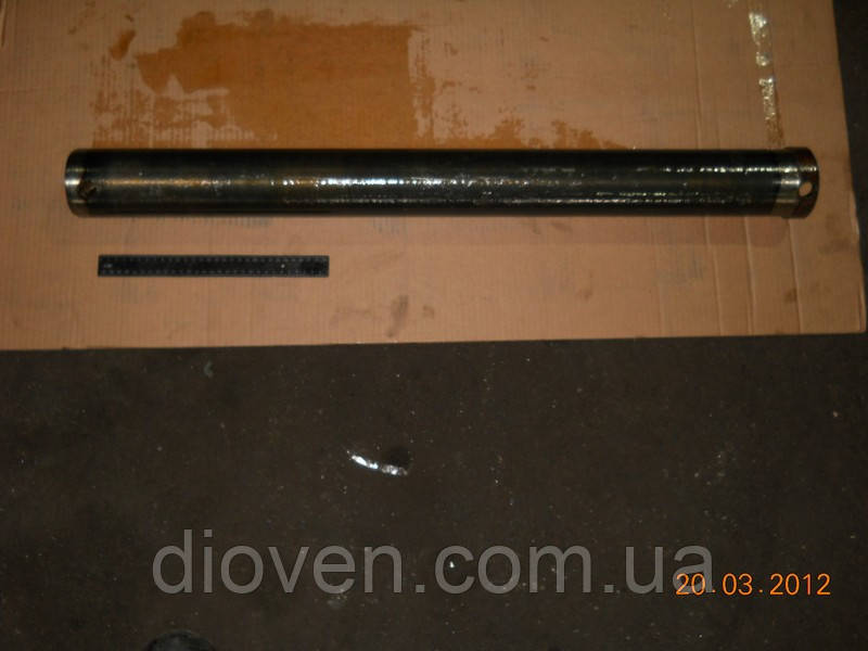 Вісь балансира ЦОМ (в.d-660 мм нар.d-900 мм L-960 мм) цилінда підіймання кузова (Арт. 65034-8602034)