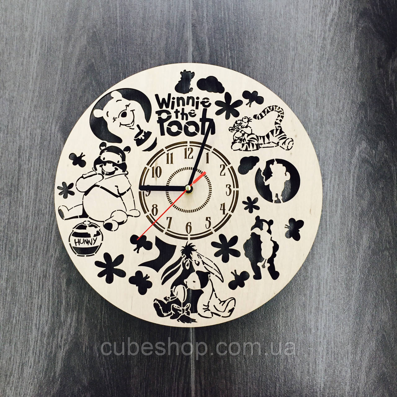Дитячий настінний годинник Вінні Пух і його команда