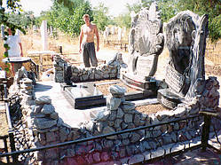 Малюнок портрета на пам'яті з граніту