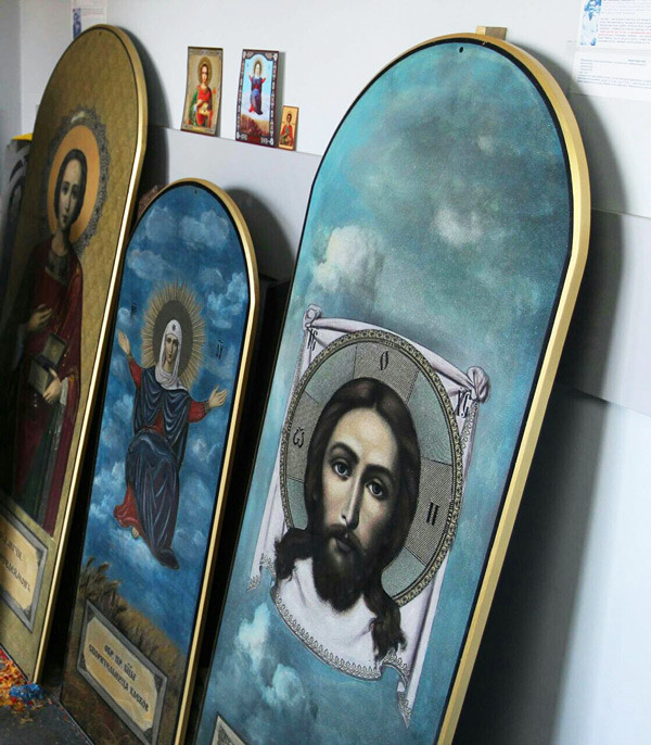 Різні види ікон на камені для храмів і каплиць, фото 1