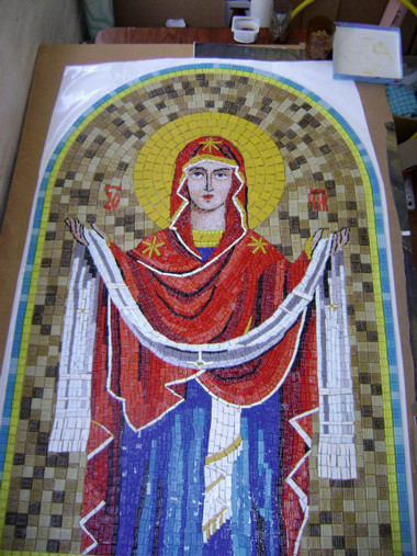 Ікона Пресвятої Богородиці Покрови в мозаїці