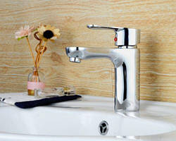 Змішувач для раковини Veronis SKL-32512