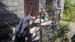 Фарбування перил Грунтом-Емаллю "3 в 1".