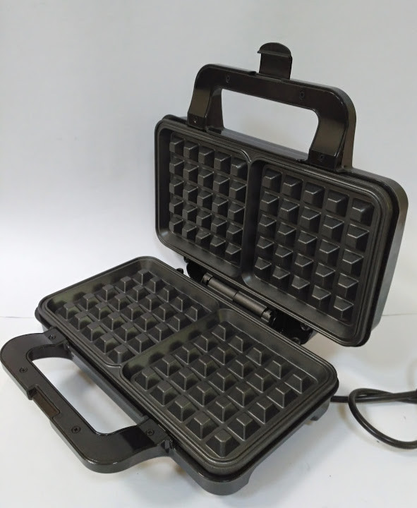 Вафельниця MPM MGO-20M