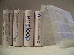 Акумулятори й аксесуари