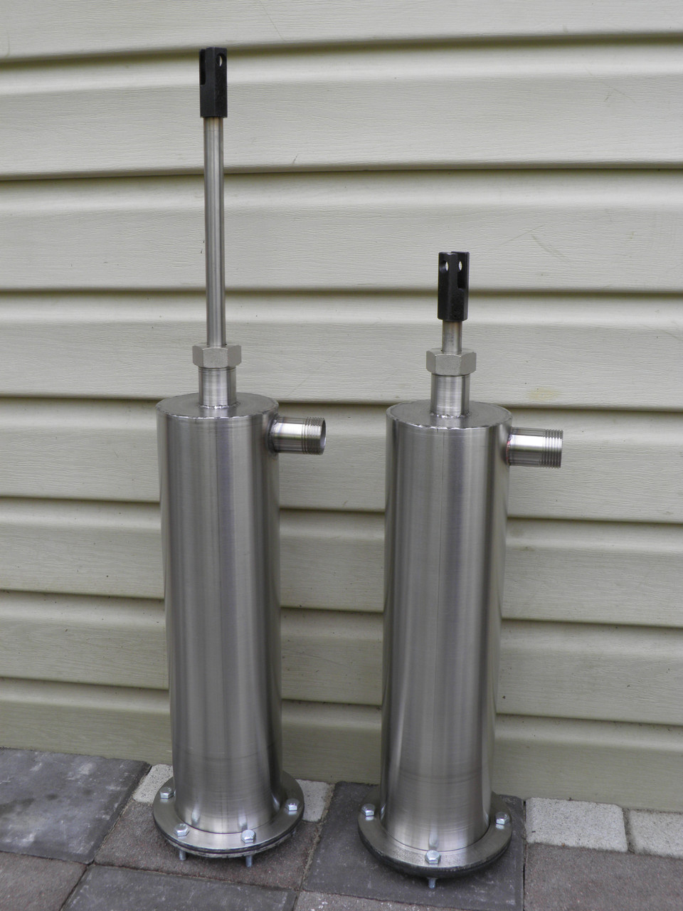 Поршневой ручной насос. Насос качалка. Ручной насос для колодца ...