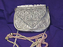 Клатч срібний, ажурний/Сумочка срібна, мереживна з вишивкою.Срібло. Ручна робота.