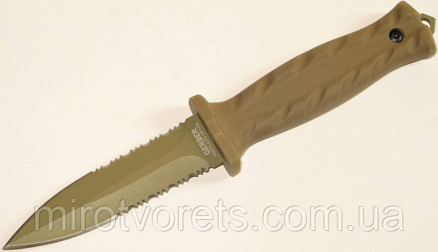 Поступупление новинок - ніж Gerber Ultimate Fixed Blade і ніж-стропоріз Gerber De Facto