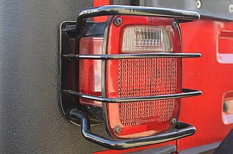 Захисні накладки на задні ліхтарі Jeep Wrangler TJ