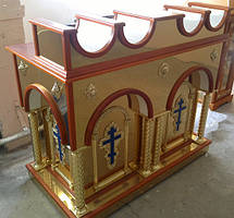 Свічковий стіл з булату з латунними колонами