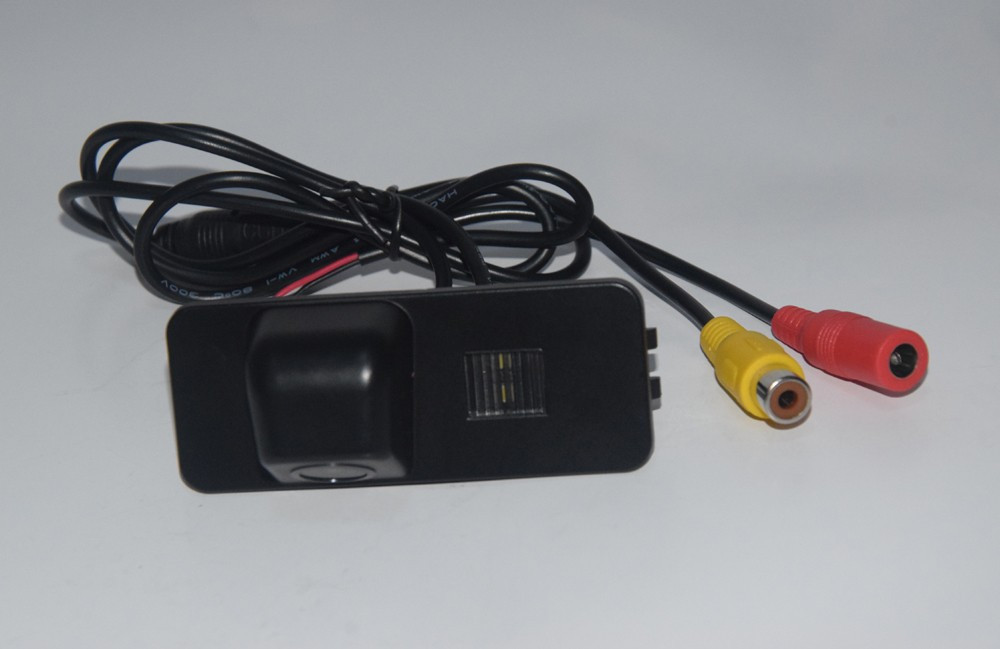 Камера заднього огляду (під бік.засувки) CMOS High Quality VW GOLF V GOLF 5 SCIROCCO EOS LUPO PASSAT CC POLO PHAET