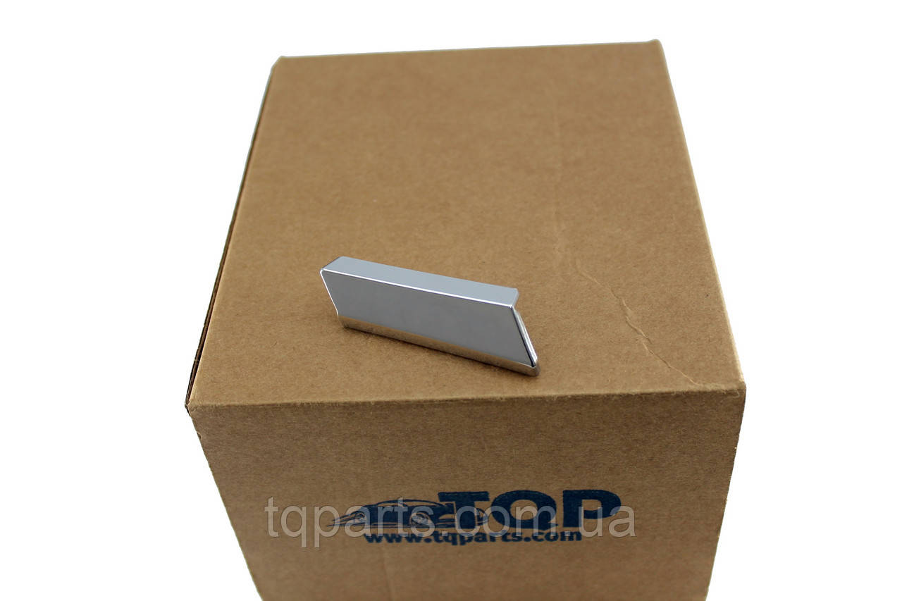 Кришка форсунки прав., Накладка форсунки бамперу 85207-30031-2 для Lexus GS300 06-11, 85207300312