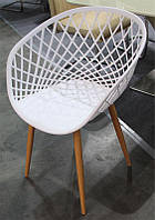 Кресло М-09 белый, пластиковый стул резной для дома, HoReCa