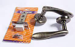 Комплект дверної фурнітури для встановлення ЛІКВІДАЦІЯ СКЛАДА