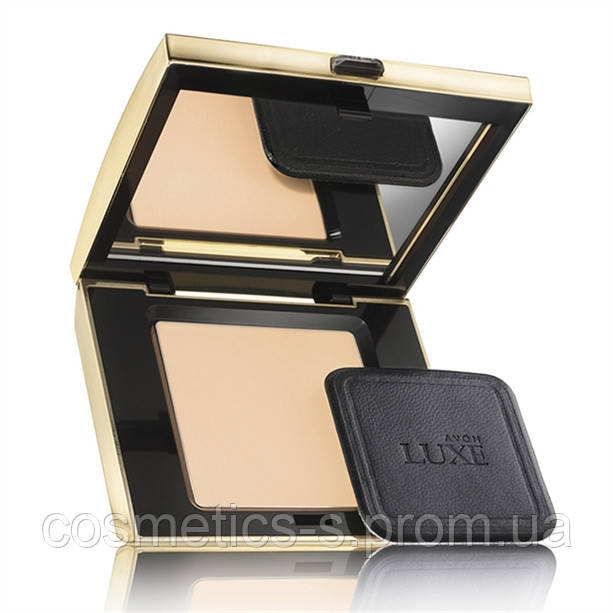 Компактна пудра Luxe Fair Silk,чистий шовк, Avon, Ейвон Люкс, 07707