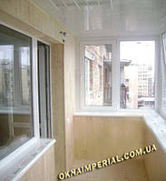 Внутрішня обшивка балкона дерев'яною вагонкою. Обшивка балкона Київ. Внутрішня обшивка балкона недорого.