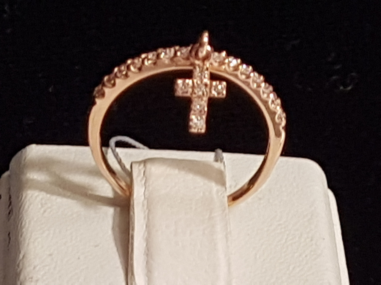 Золоте кільце з фіанітами.  КВ933.2І 16