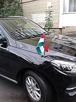 Автофлагшток для посольства Угорщини