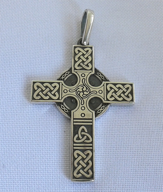 Кельтський хрест оберіг з срібла 925-ої проби